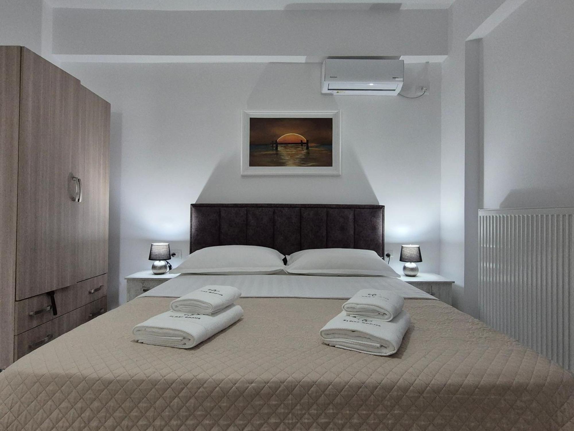 Flore Rooms ซารานเดอ ภายนอก รูปภาพ