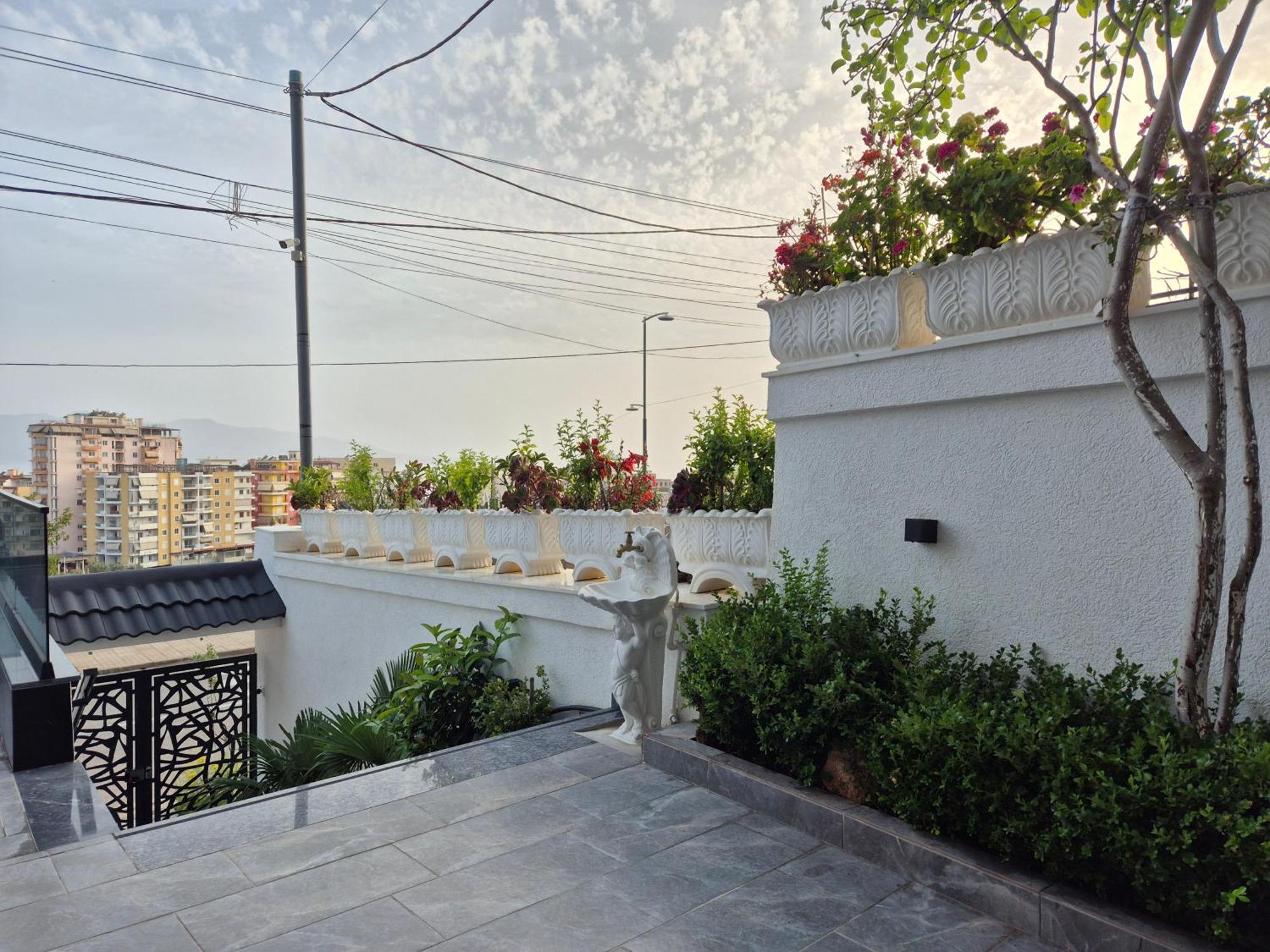 Flore Rooms ซารานเดอ ภายนอก รูปภาพ